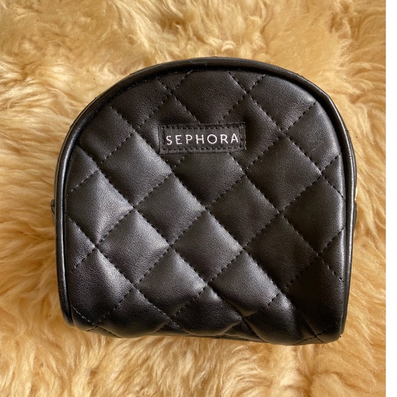 🎉HP🎉 NWT 4-Piece Makeup Set with Makeup Bag - Picture 8 of 11